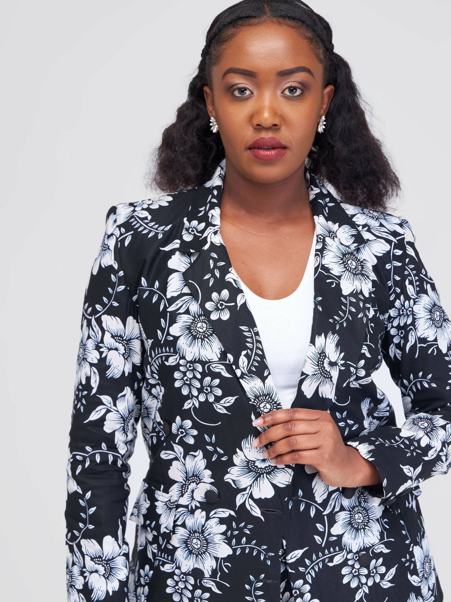 Sbv Ankara Shorts Suit - Black Flowered Print