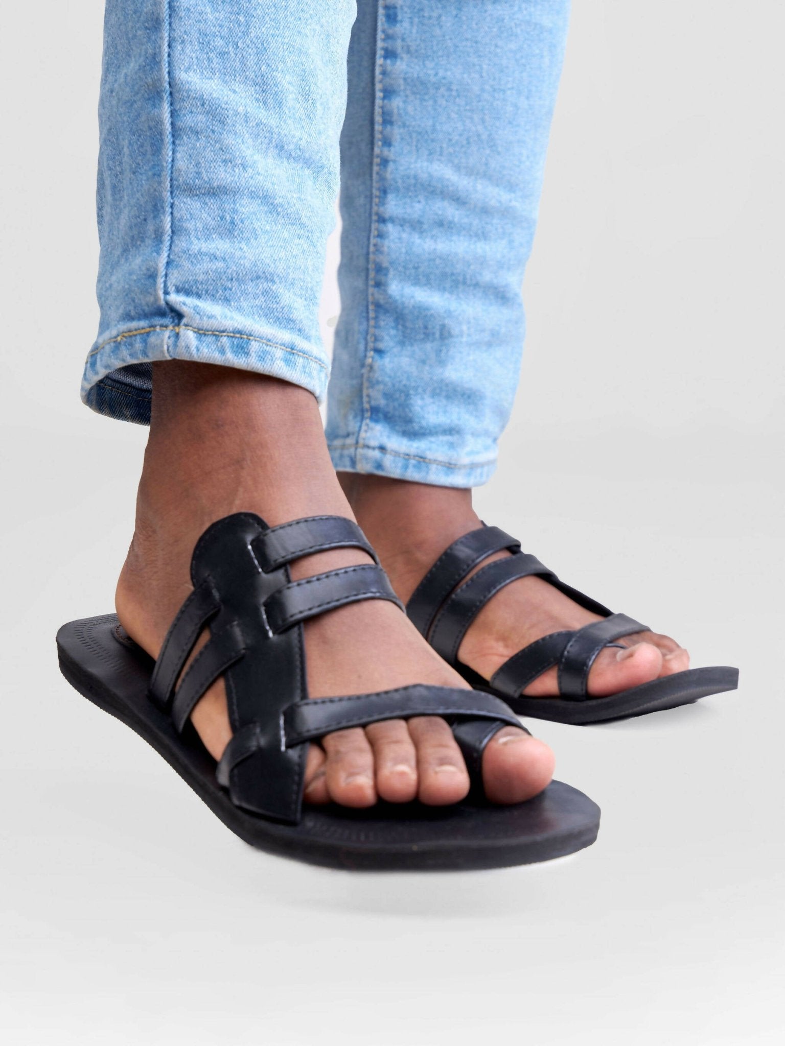 Biba Trends Collections Argento Black Criss Cross Men's Sandals - Black