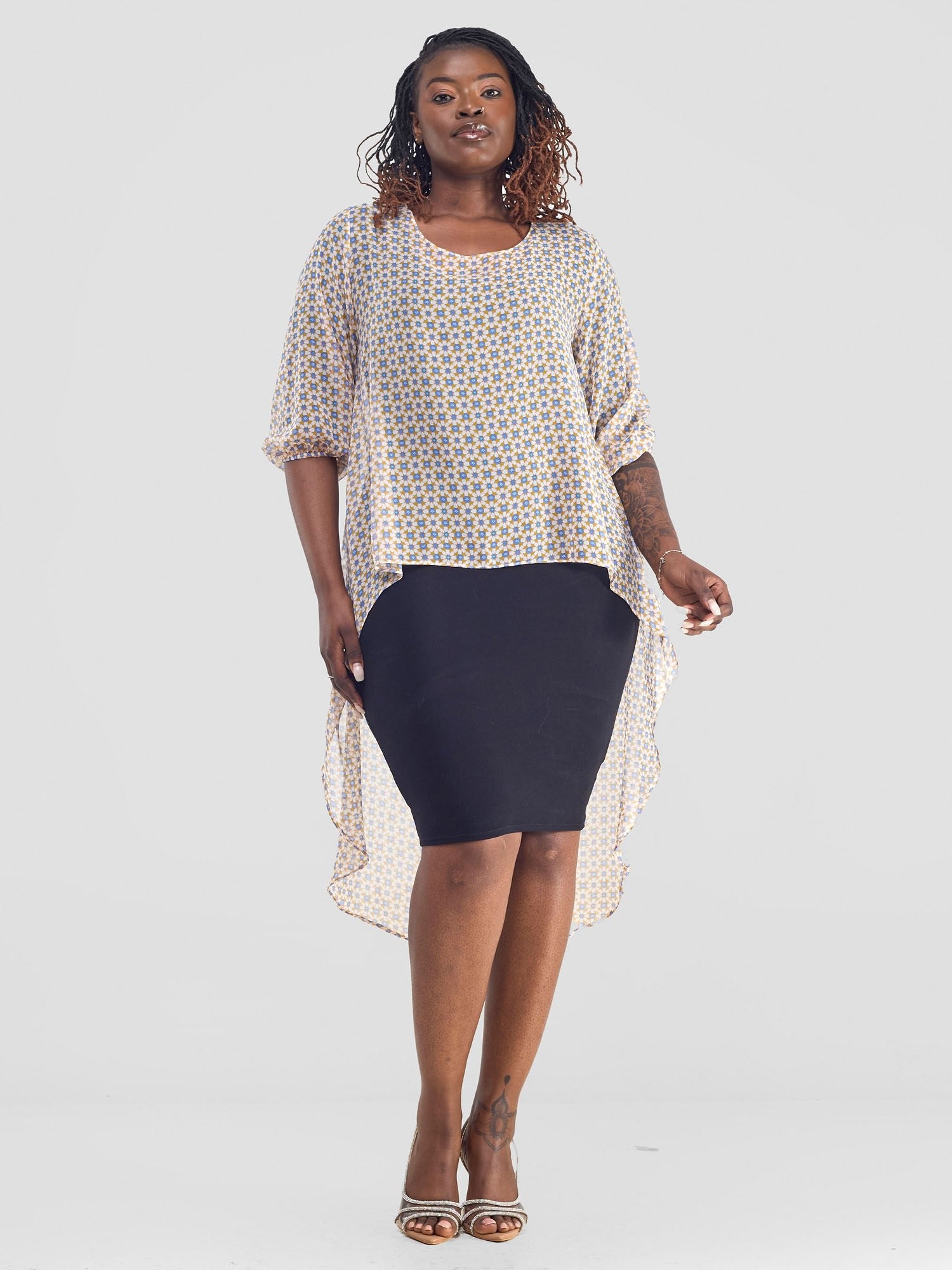 Vivo Basic Nalia High-low Chiffon Top - Blue / White Print