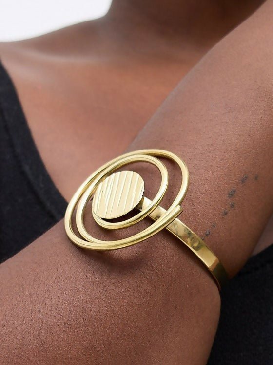 Kibali Adjustable Brass Bracelet - Gold Spiral