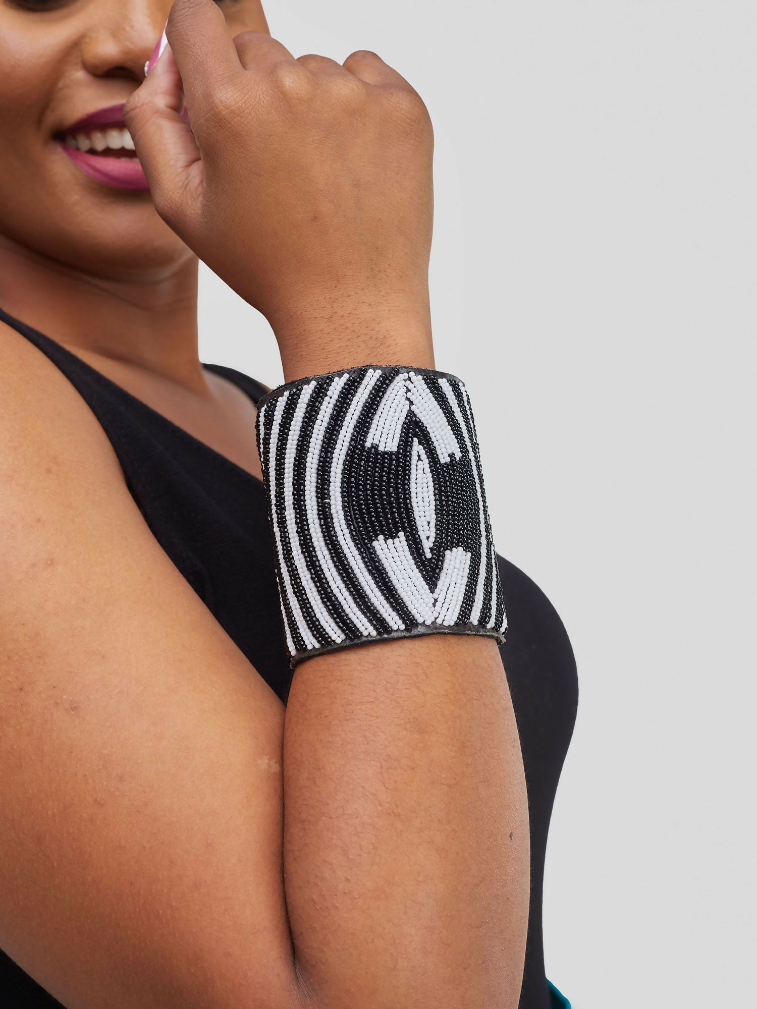 Wide Leather Bangle - Black / White